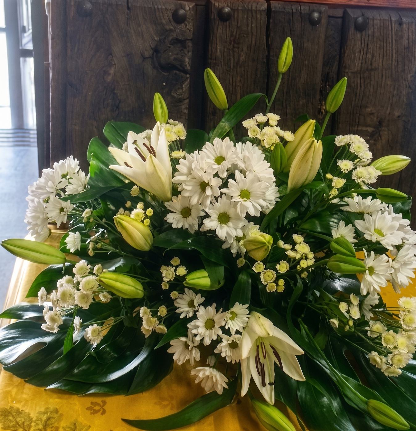 Ramo de flores blancas de Floristería Andrea